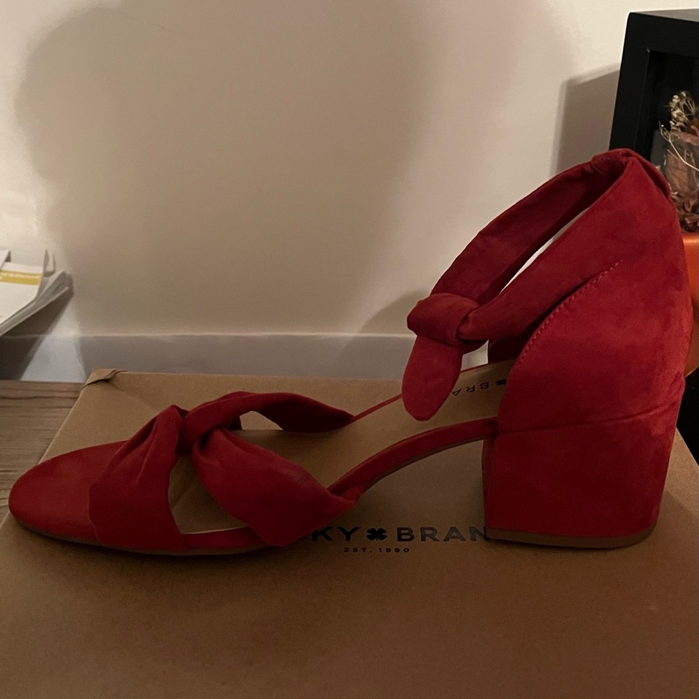 Luck Brand wrap red/rust sandal